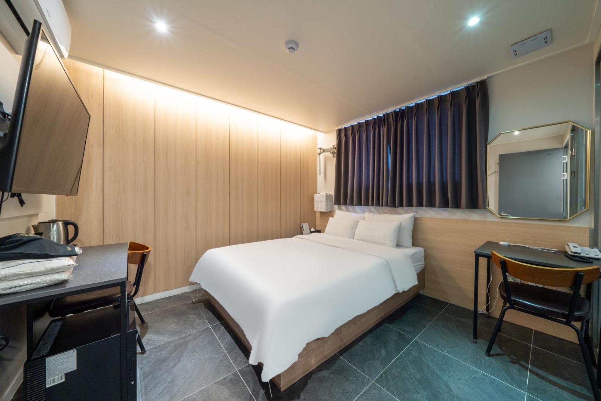 Mnlucky Hotel 3*