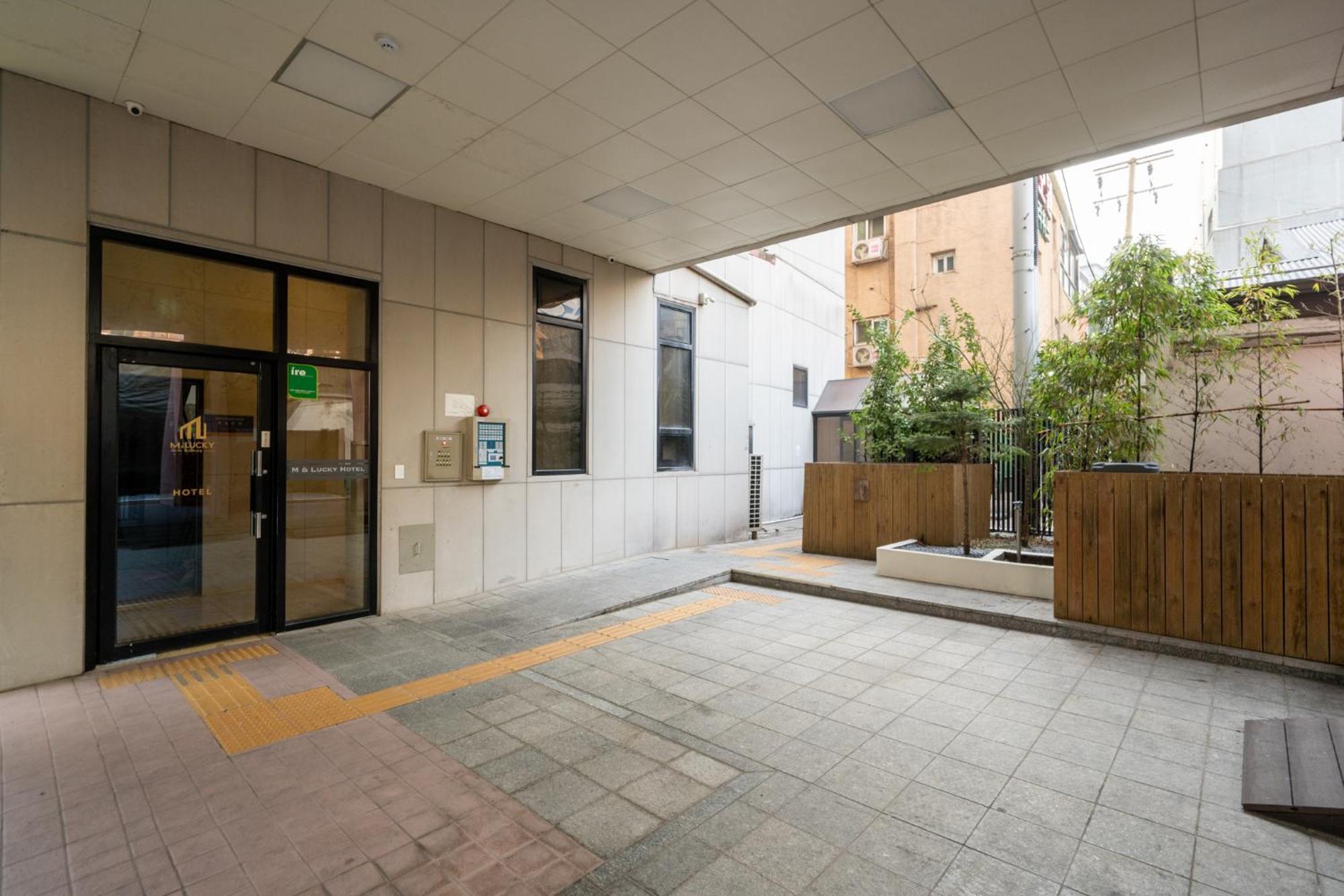 Hotel Mnlucky Seoul